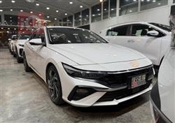 هیوندای ئەلەنترا